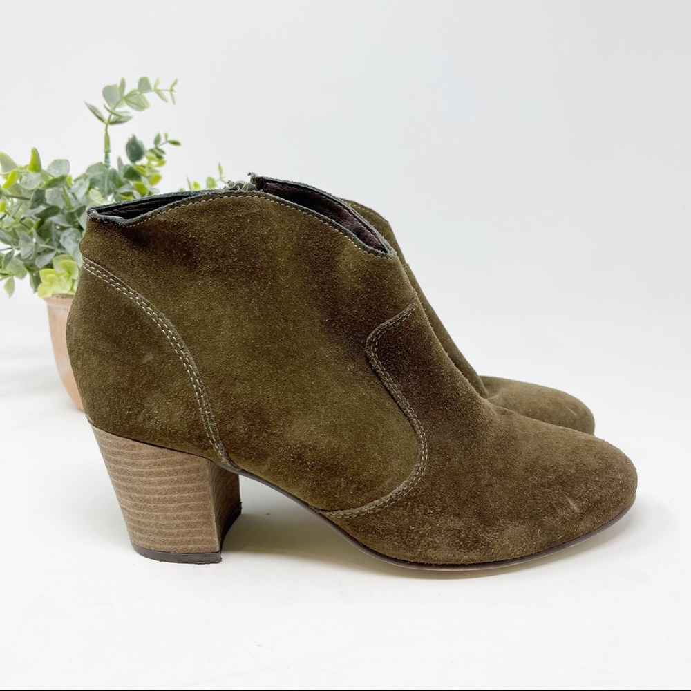 Steve Madden Harrlee Olive Suede Ankle Bootie
